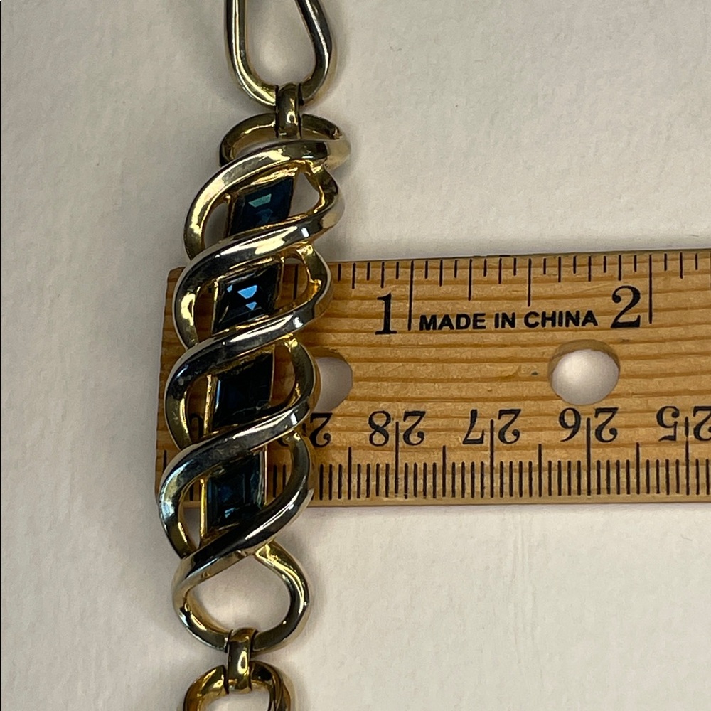 Vintage Marvella Twisted Woven Gold Tone Design Four Blue Rhinestones Bracelet - Picture 9 of 9